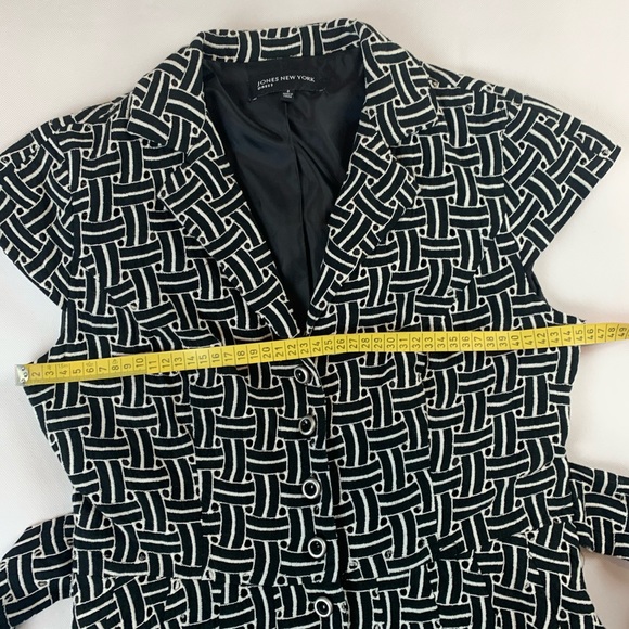 Jones New York Embroidered dress Size 8 - Picture 3 of 8